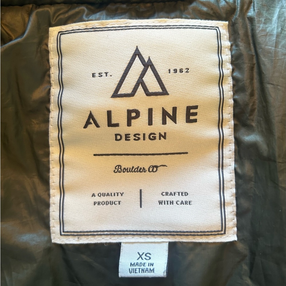 Alpine Coat - Picture 4 of 4